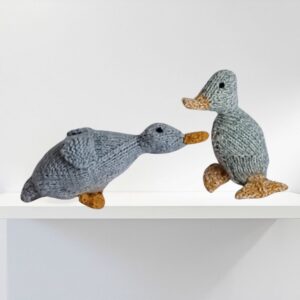 Familia de patos de punto